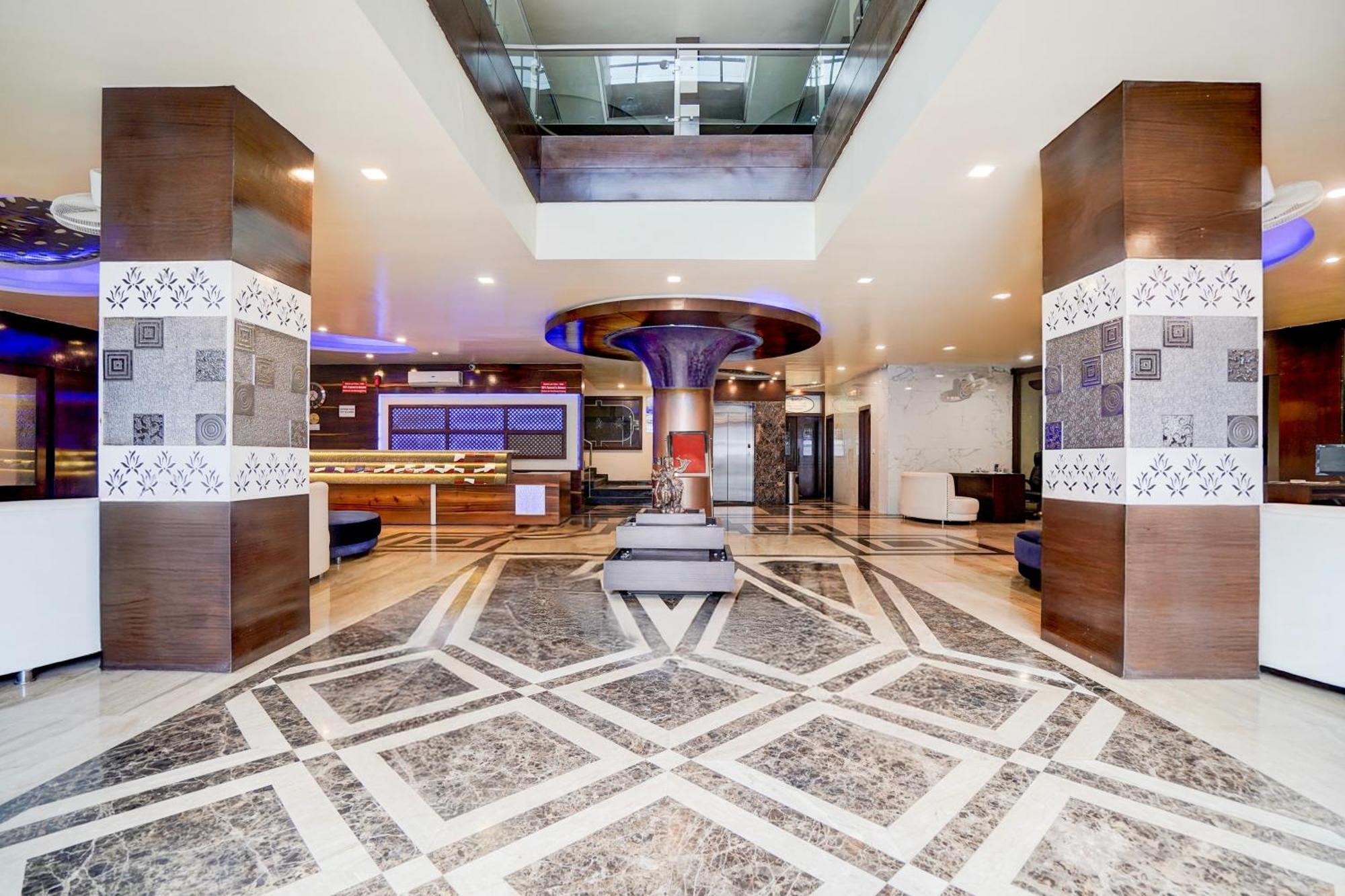Super Townhouse Lalghati Near Airport Бхопал Экстерьер фото